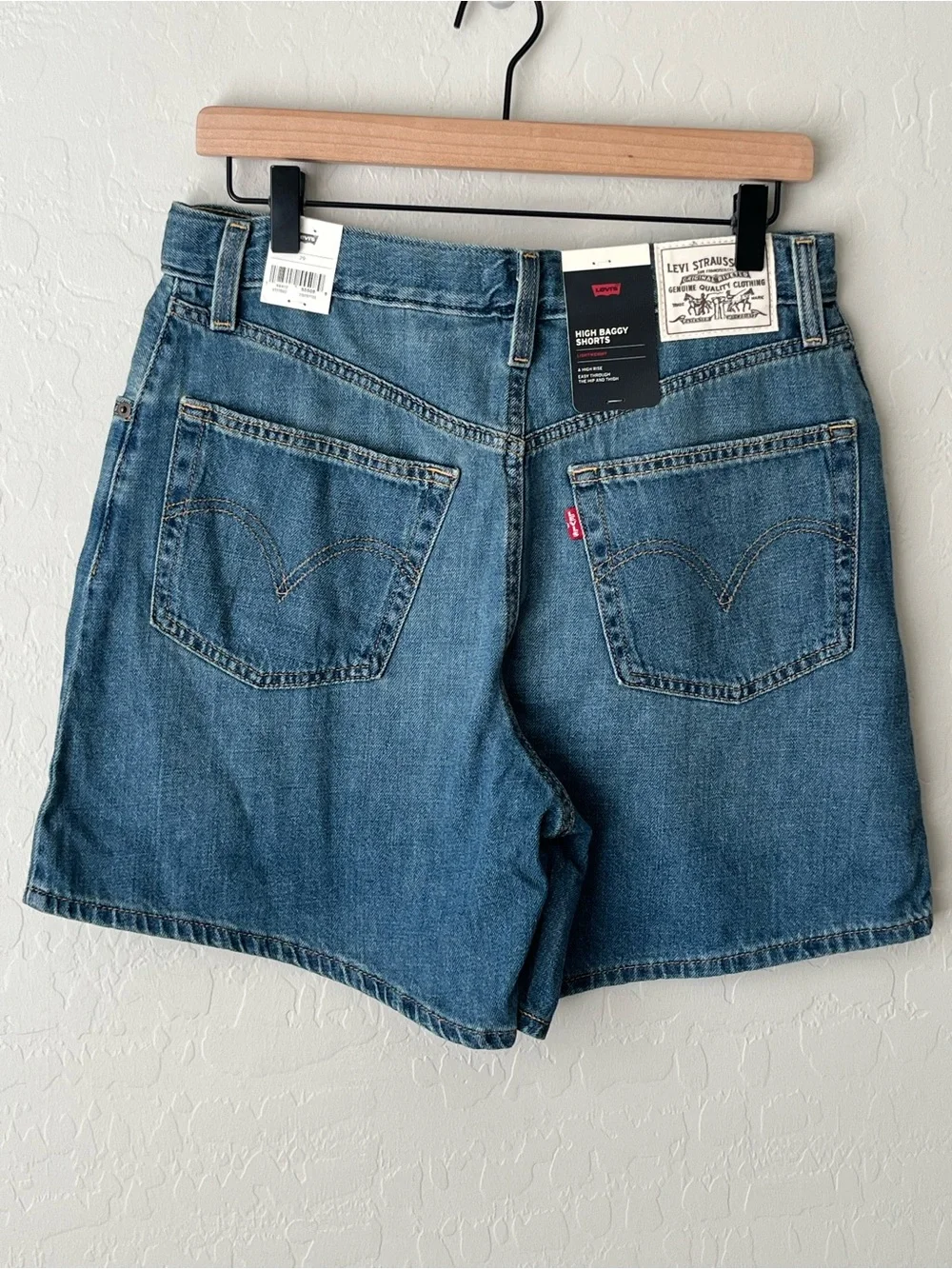 Levi’s high baggy jean shorts linen + denim light weight NEW 30